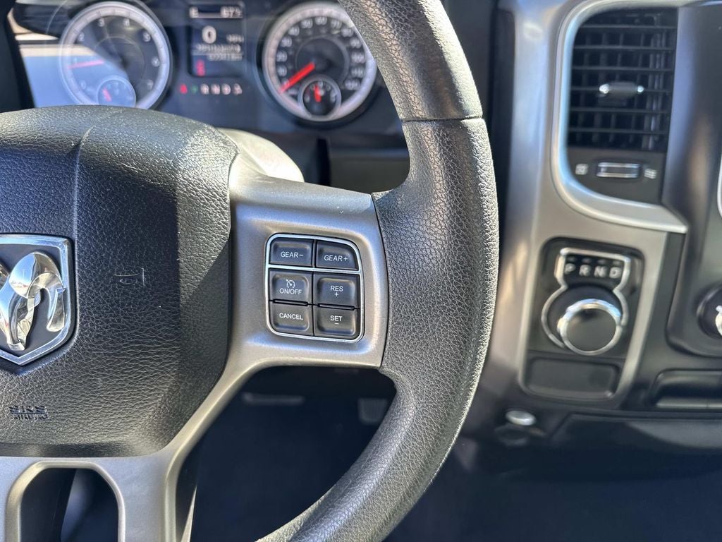 2024 RAM 1500 Classic SLT Quad Cab 4x2 6'4' Box