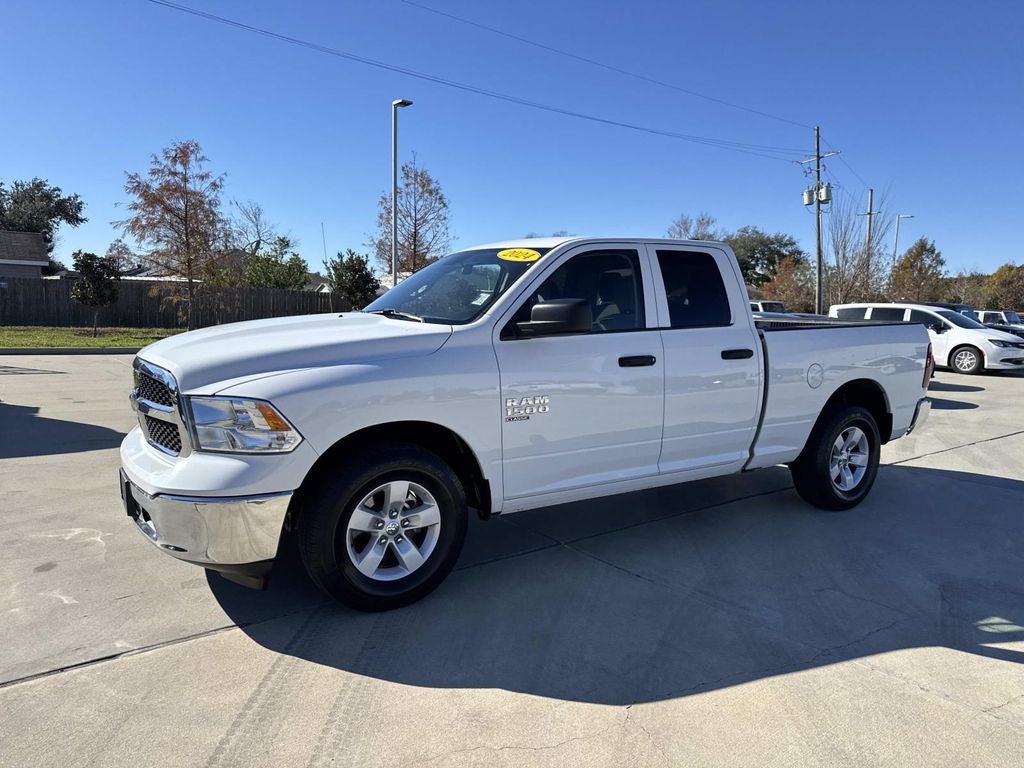 2024 RAM 1500 Classic SLT Quad Cab 4x2 6'4' Box