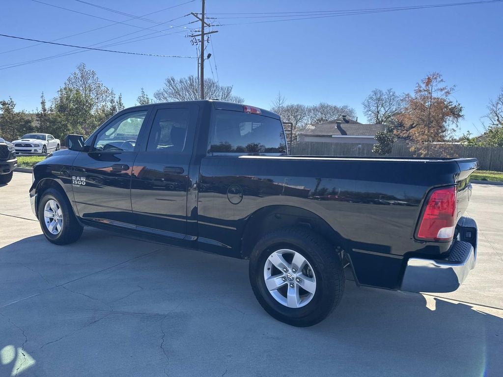 2024 RAM 1500 Classic SLT Quad Cab 4x2 6'4' Box