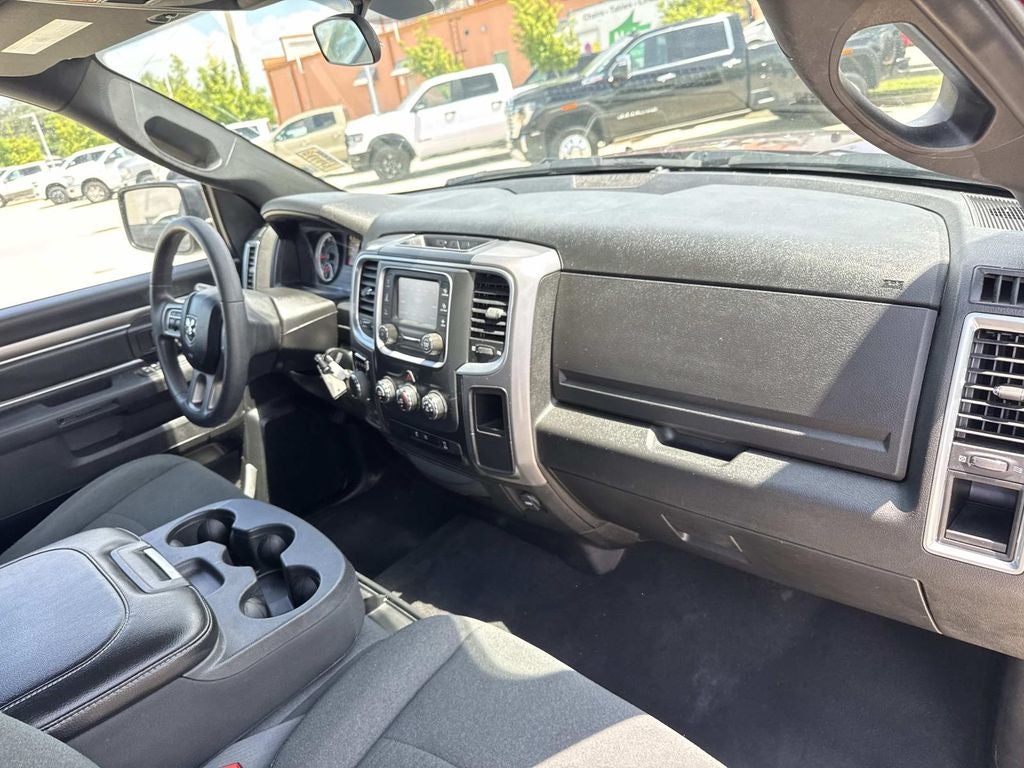 2024 RAM 1500 Classic Warlock Crew Cab 4x4 5'7' Box