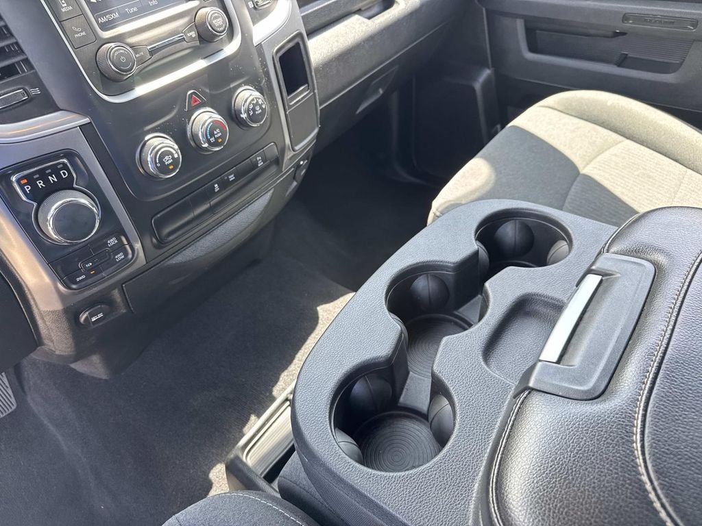 2024 RAM 1500 Classic Warlock Crew Cab 4x4 5'7' Box