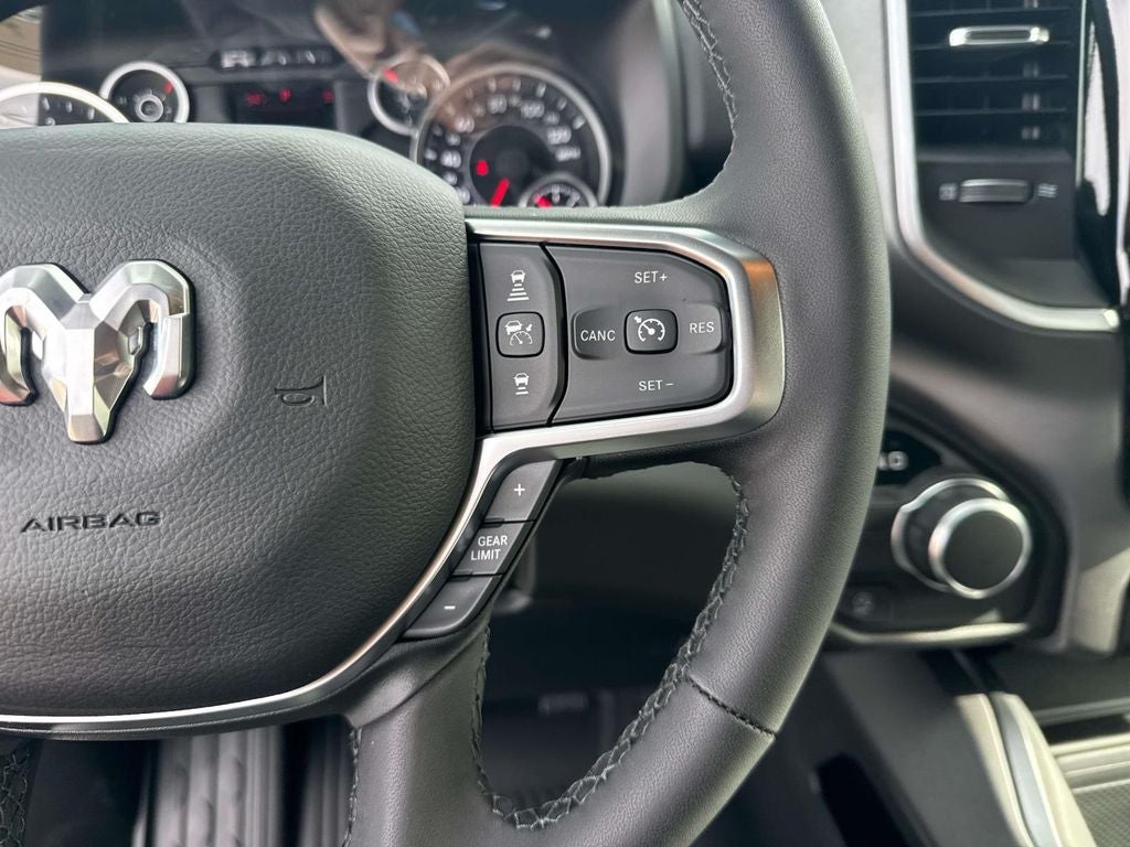 2026 RAM Ram 1500 RAM 1500 BIG HORN QUAD CAB 4X2 6'4' BOX