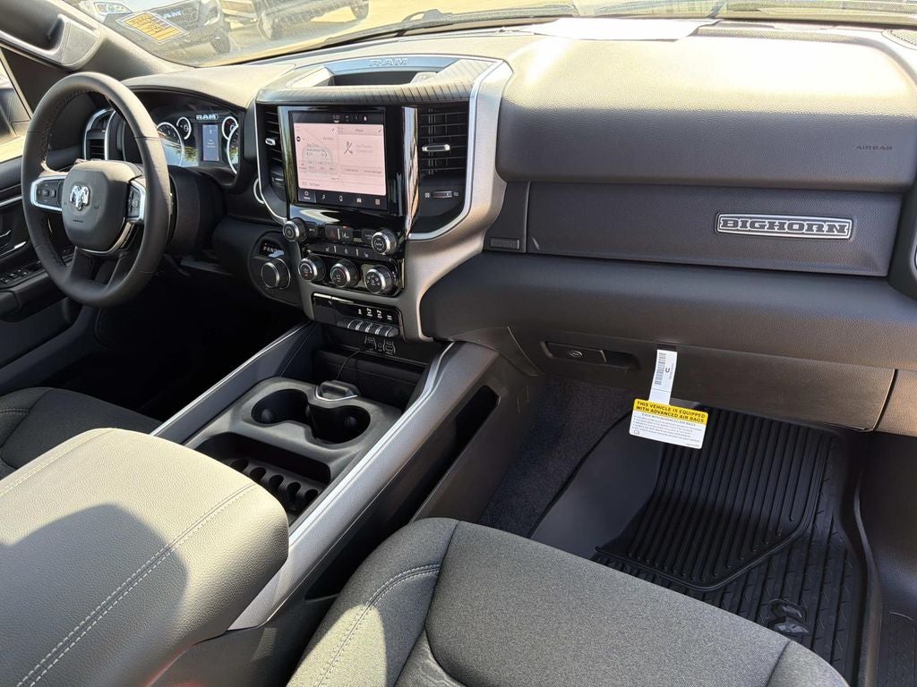 2027 RAM 1500 Big Horn/Lone Star