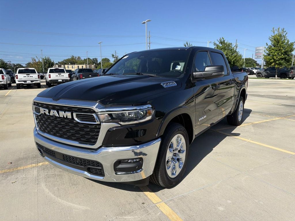 2027 RAM 1500 Big Horn/Lone Star