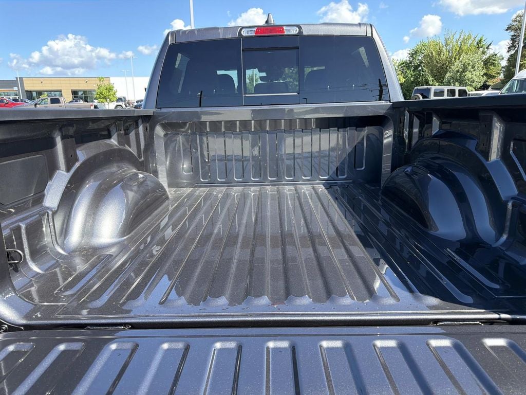 2027 RAM 1500 Big Horn/Lone Star