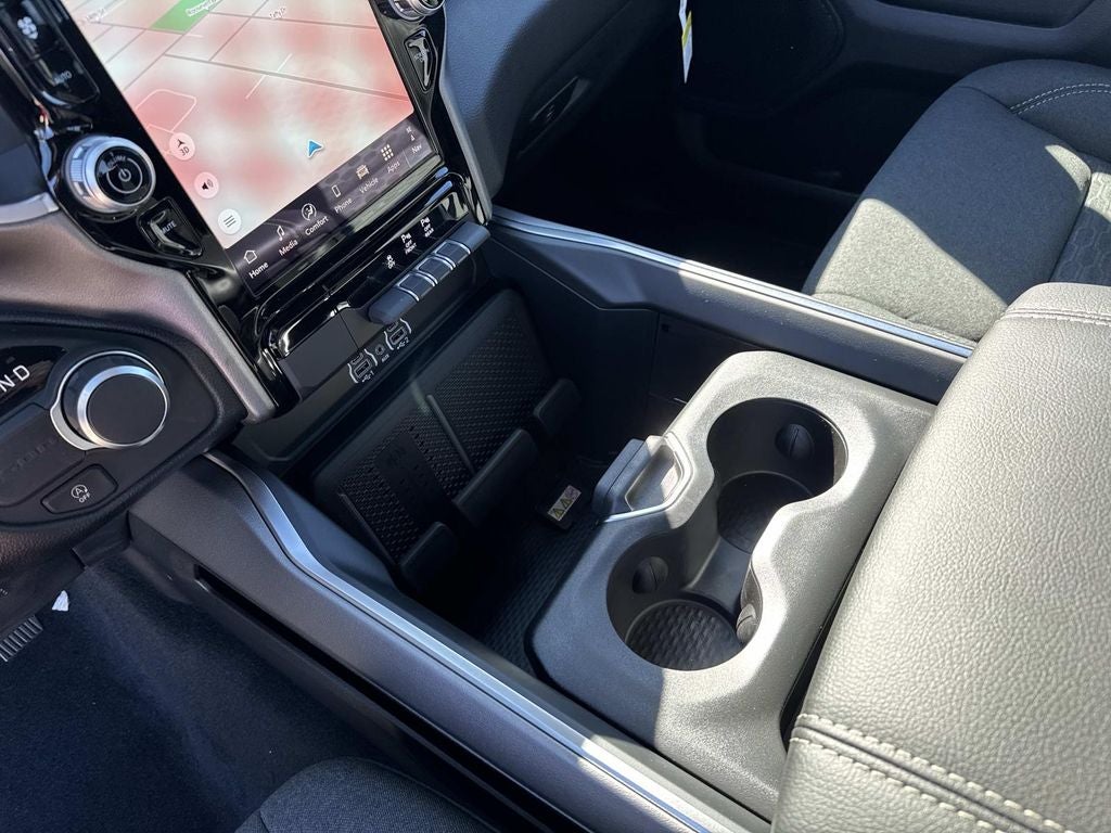 2026 RAM Ram 1500 RAM 1500 BIG HORN CREW CAB 4X2 5'7' BOX