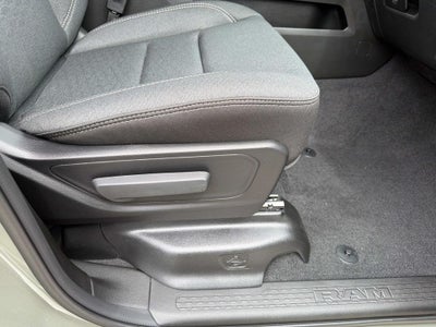 2026 RAM Ram 1500 RAM 1500 BIG HORN CREW CAB 4X2 5'7' BOX