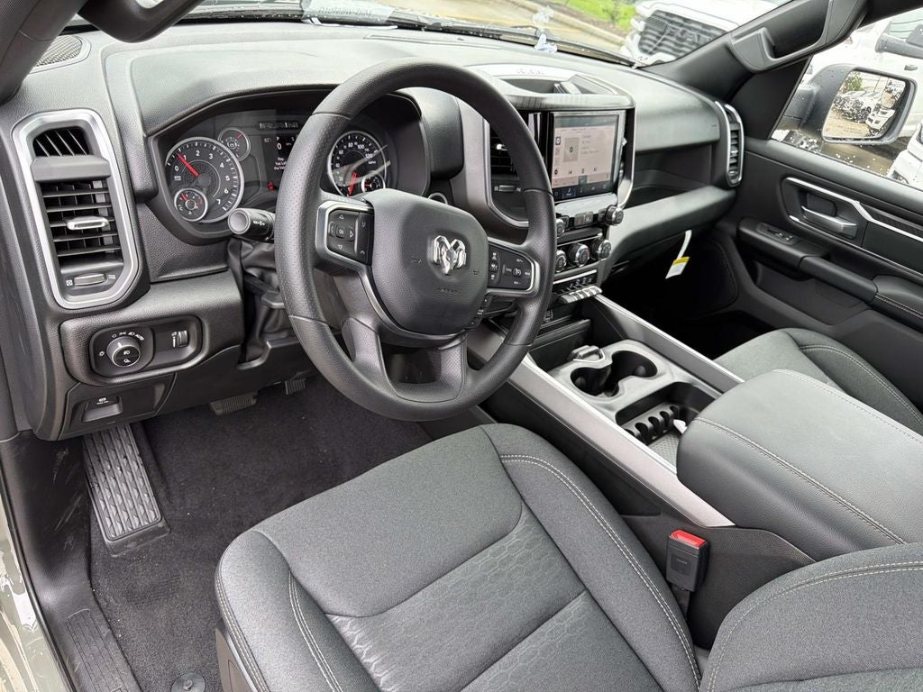 2026 RAM Ram 1500 RAM 1500 BIG HORN CREW CAB 4X2 5'7' BOX
