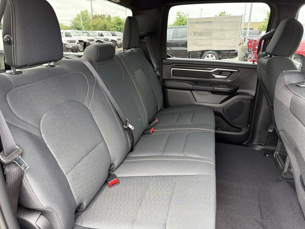 2026 RAM Ram 1500 RAM 1500 BIG HORN CREW CAB 4X2 5'7' BOX