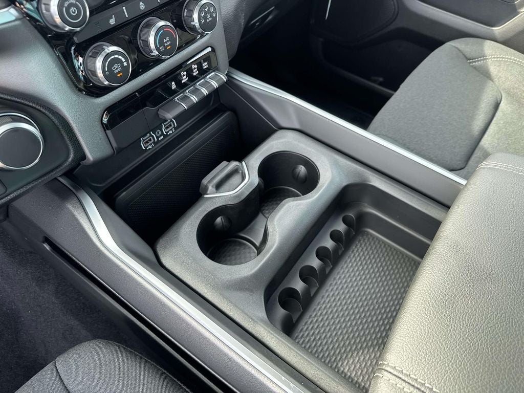 2026 RAM Ram 1500 RAM 1500 BIG HORN CREW CAB 4X2 5'7' BOX