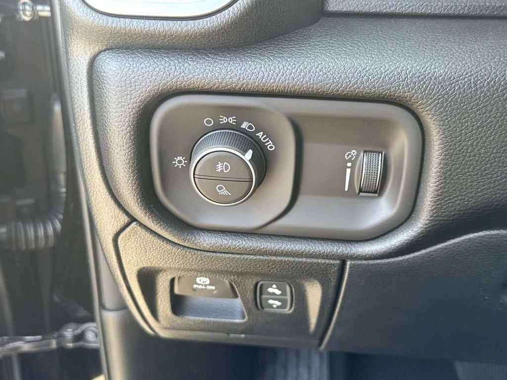 2026 RAM Ram 1500 RAM 1500 BIG HORN CREW CAB 4X2 5'7' BOX