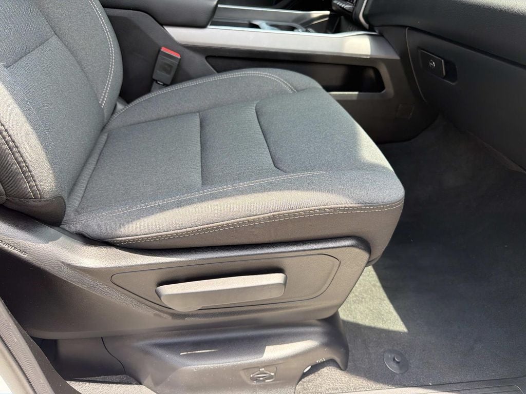2023 RAM 1500 Big Horn Crew Cab 4x2 5'7' Box