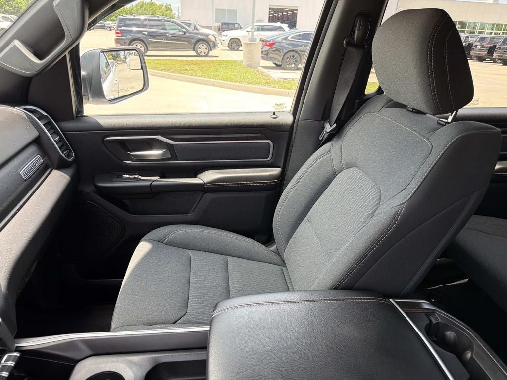 2023 RAM 1500 Big Horn Crew Cab 4x2 5'7' Box