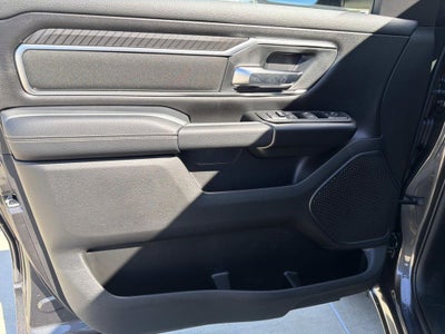 2027 RAM 1500 Big Horn/Lone Star