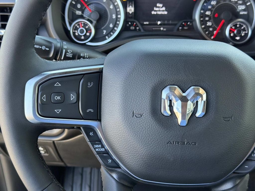 2027 RAM 1500 Big Horn/Lone Star