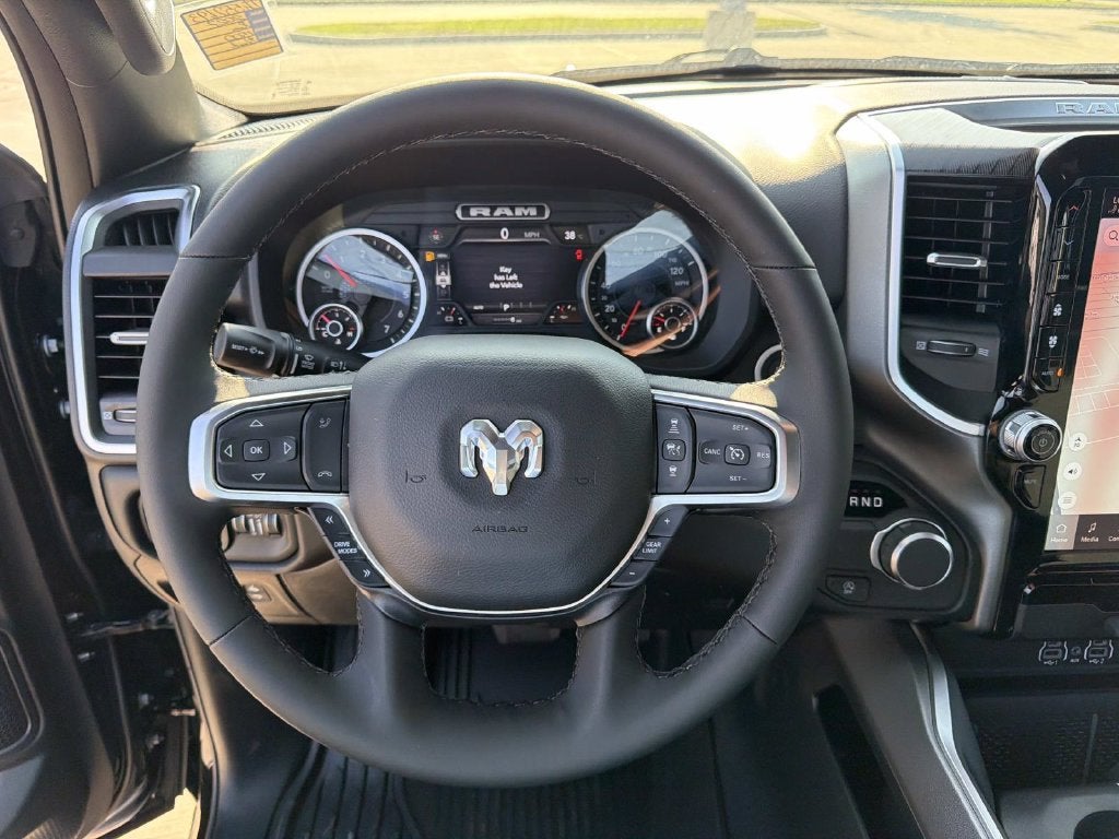 2027 RAM 1500 Big Horn/Lone Star