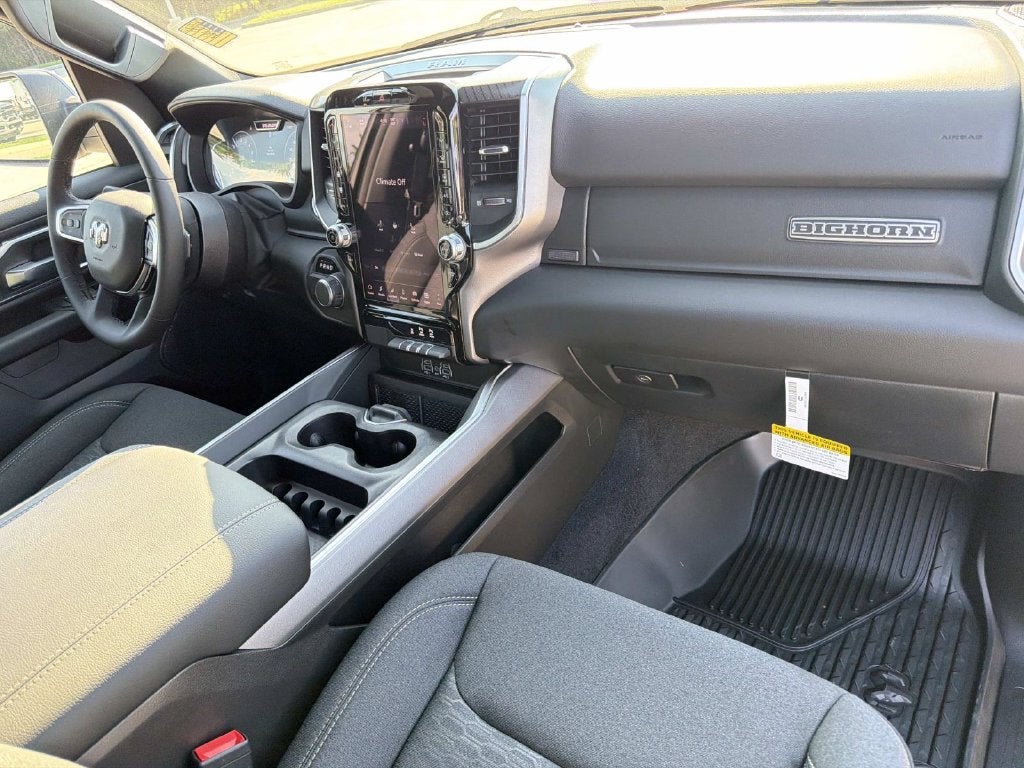 2027 RAM 1500 Big Horn/Lone Star