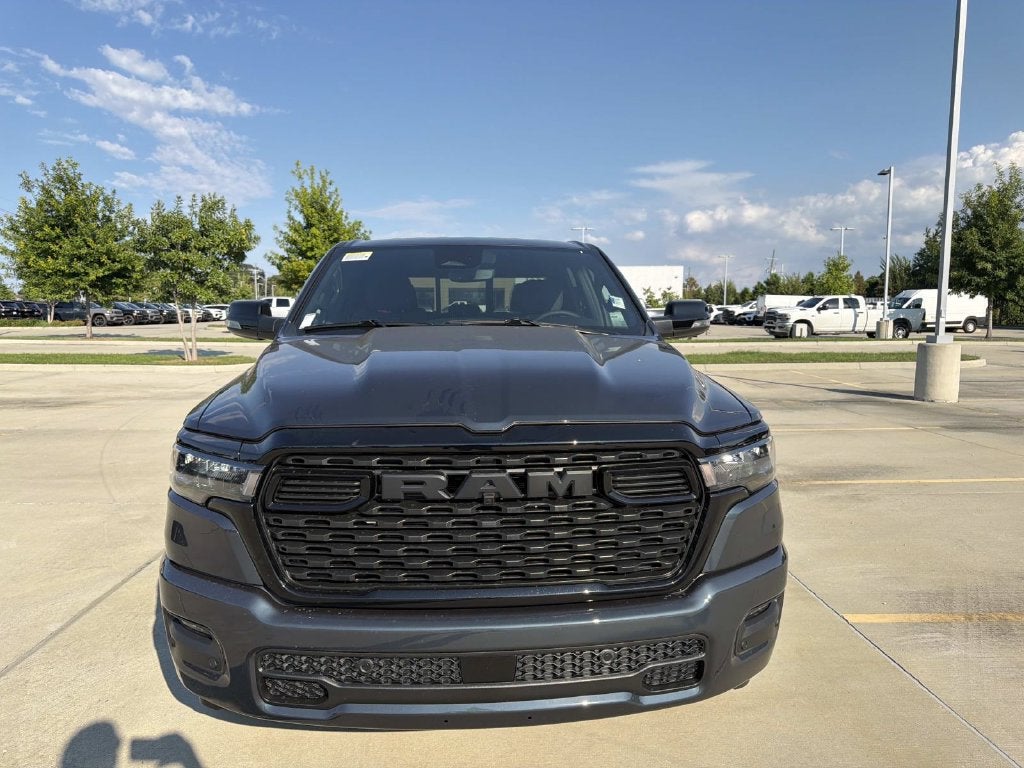 2027 RAM 1500 Big Horn/Lone Star