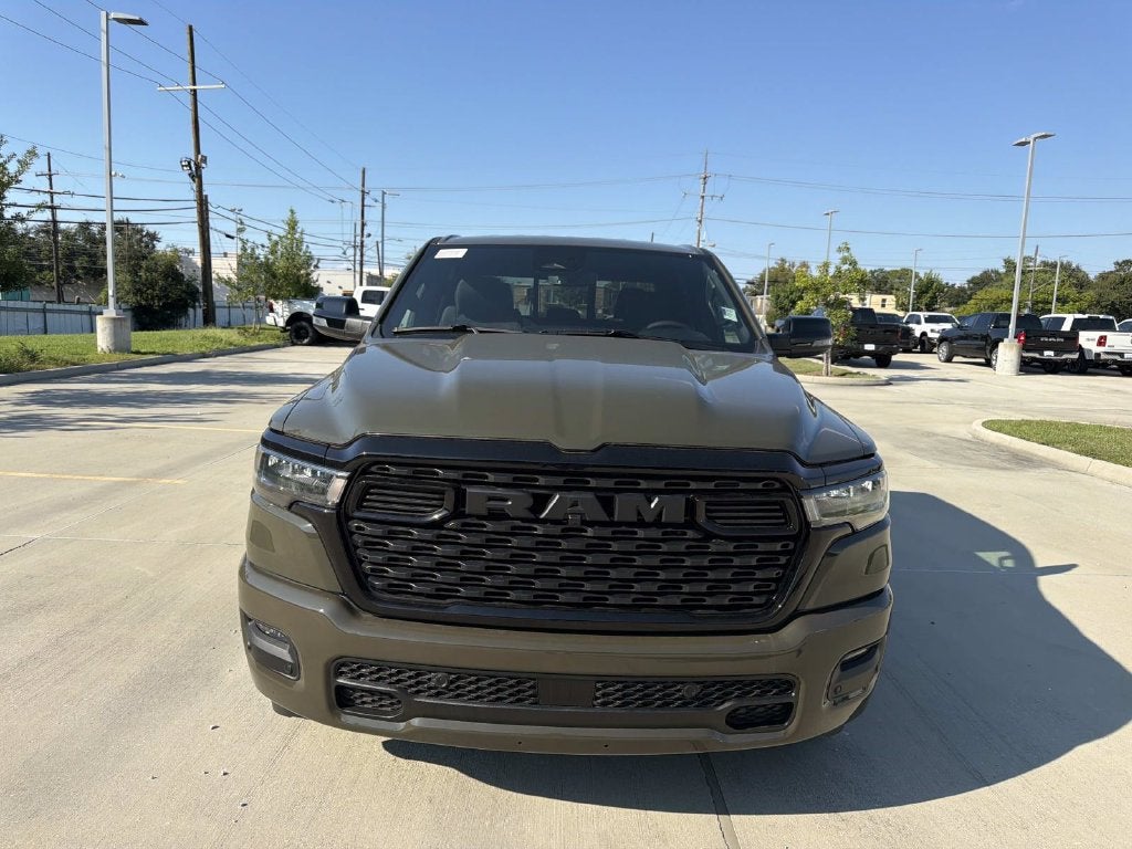 2027 RAM 1500 Big Horn/Lone Star