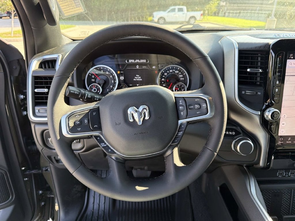 2027 RAM 1500 Big Horn/Lone Star