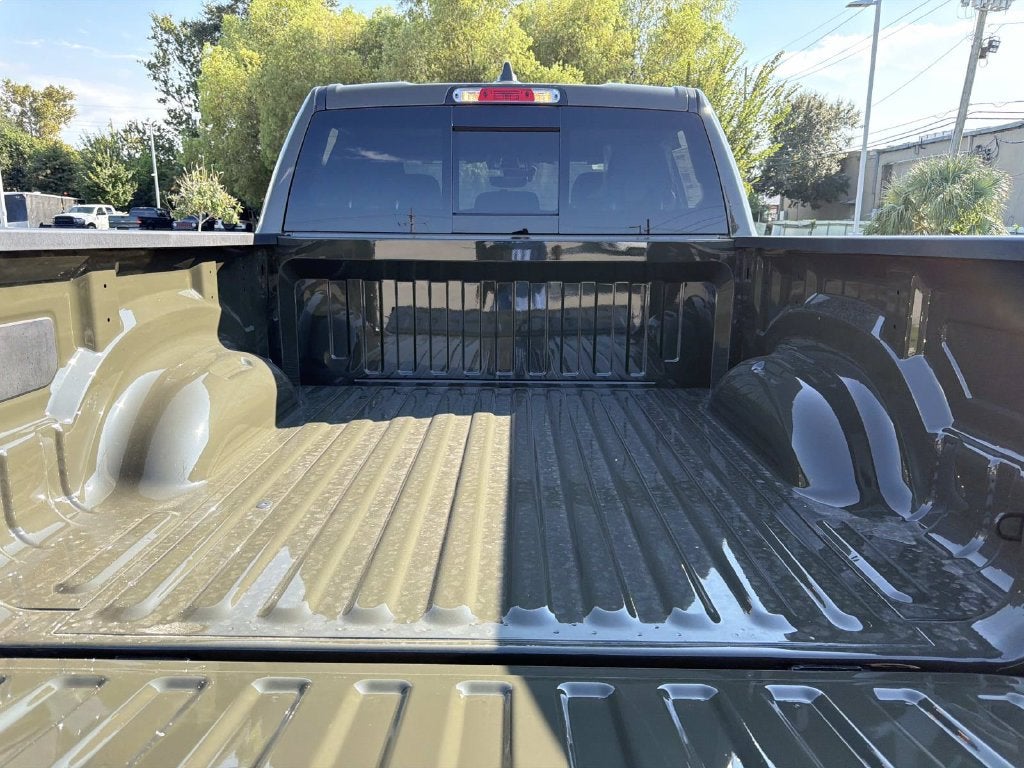 2027 RAM 1500 Big Horn/Lone Star