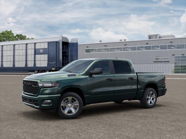 2026 RAM Ram 1500 RAM 1500 EXPRESS CREW CAB 4X2 5'7' BOX