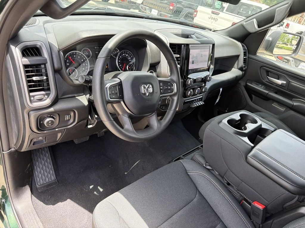 2026 RAM Ram 1500 RAM 1500 EXPRESS CREW CAB 4X2 5'7' BOX