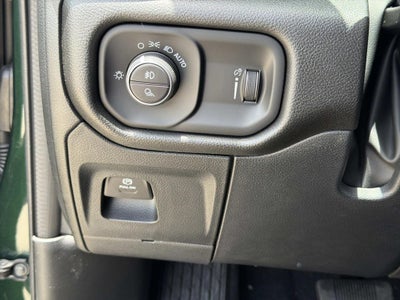 2026 RAM Ram 1500 RAM 1500 EXPRESS CREW CAB 4X2 5'7' BOX
