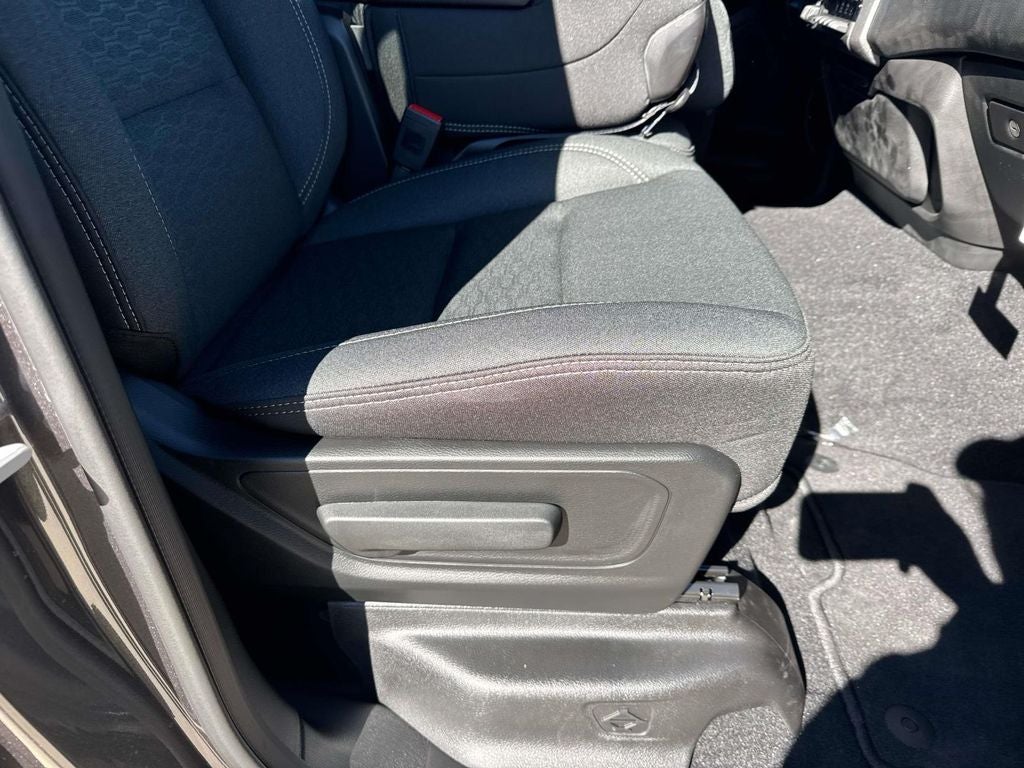 2026 RAM Ram 1500 RAM 1500 EXPRESS CREW CAB 4X2 5'7' BOX