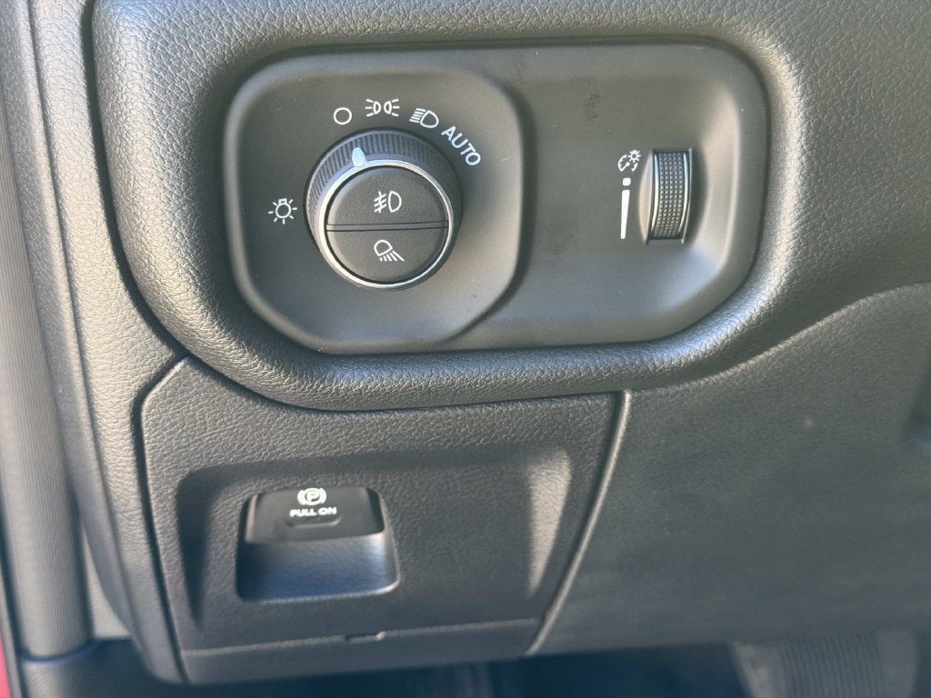2027 RAM 1500 Express