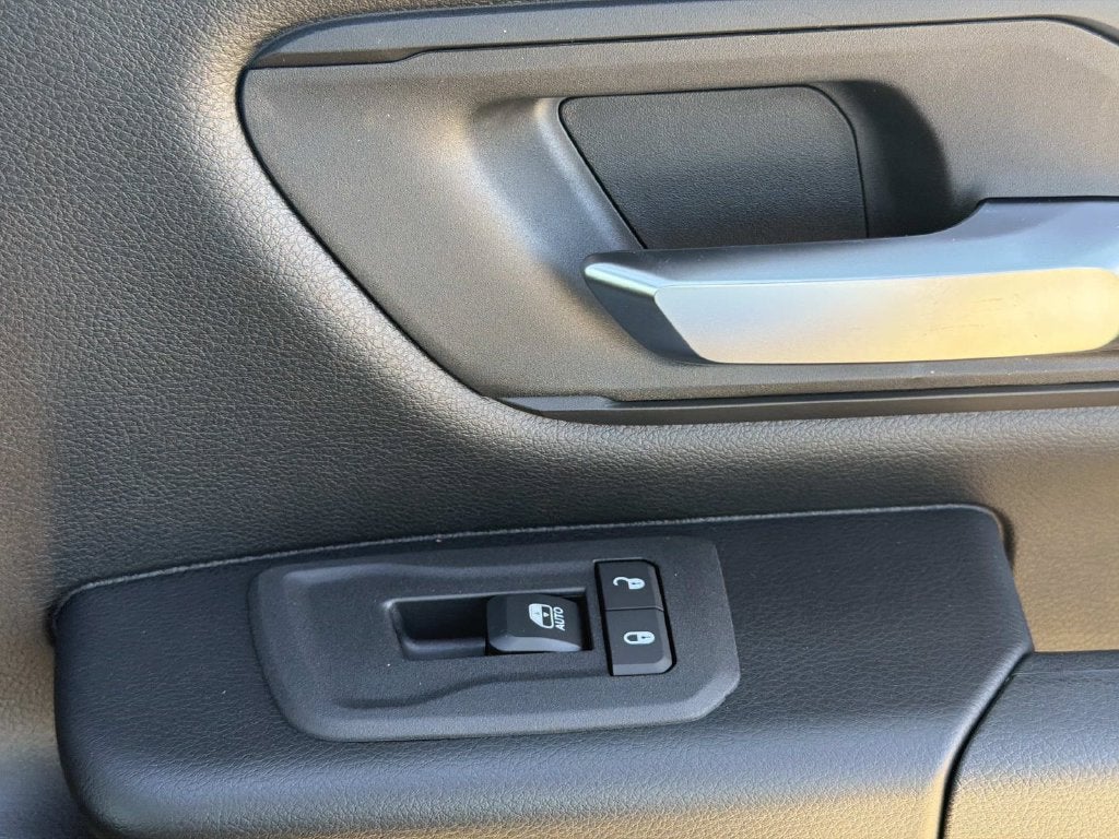 2027 RAM 1500 Express