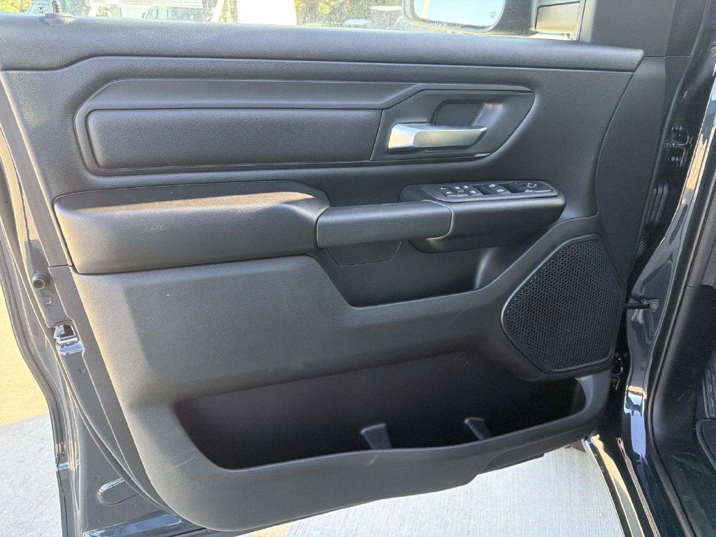 2027 RAM 1500 Express