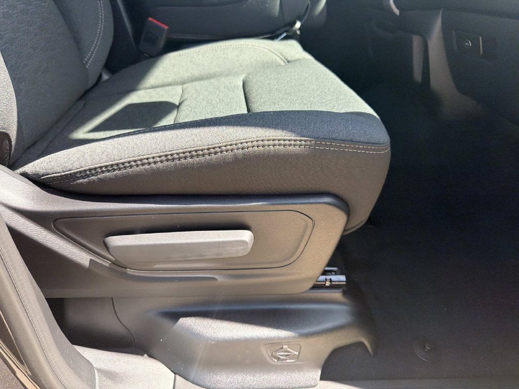 2027 RAM 1500 Express