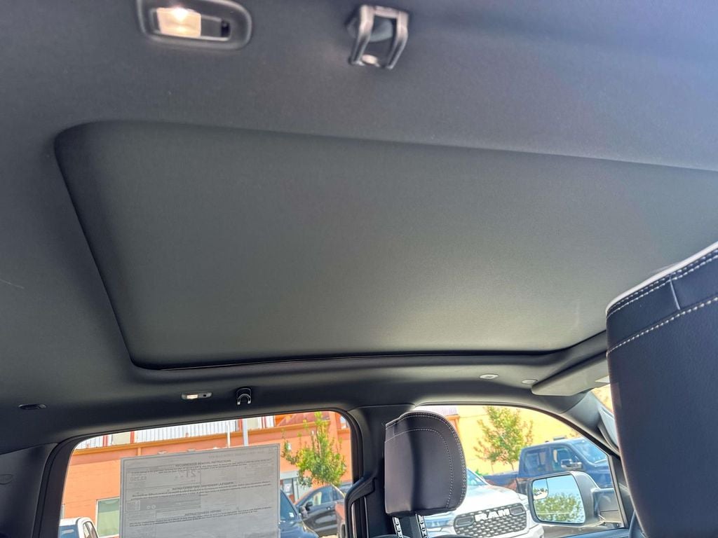 2026 RAM Ram 1500 RAM 1500 LARAMIE CREW CAB 4X2 5'7' BOX