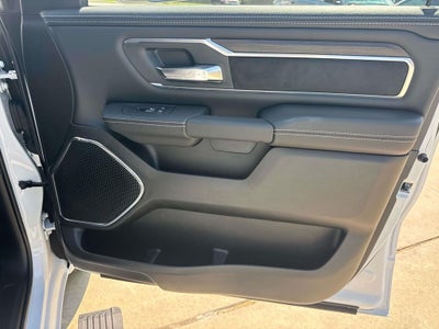 2026 RAM Ram 1500 RAM 1500 LARAMIE CREW CAB 4X2 5'7' BOX