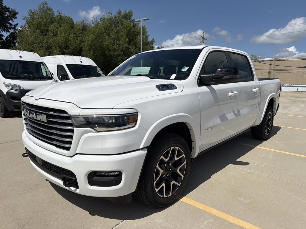 2026 RAM Ram 1500 RAM 1500 LARAMIE CREW CAB 4X2 5'7' BOX
