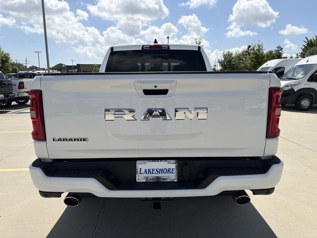2026 RAM Ram 1500 RAM 1500 LARAMIE CREW CAB 4X2 5'7' BOX