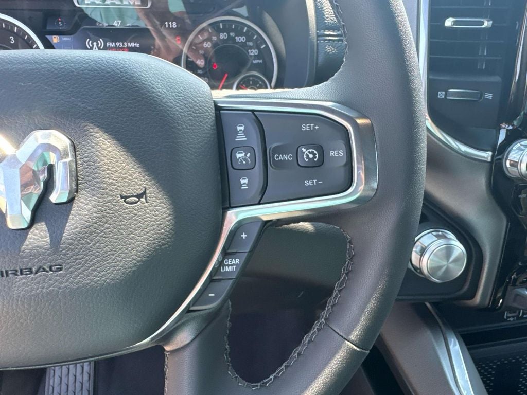 2026 RAM Ram 1500 RAM 1500 LARAMIE CREW CAB 4X2 5'7' BOX