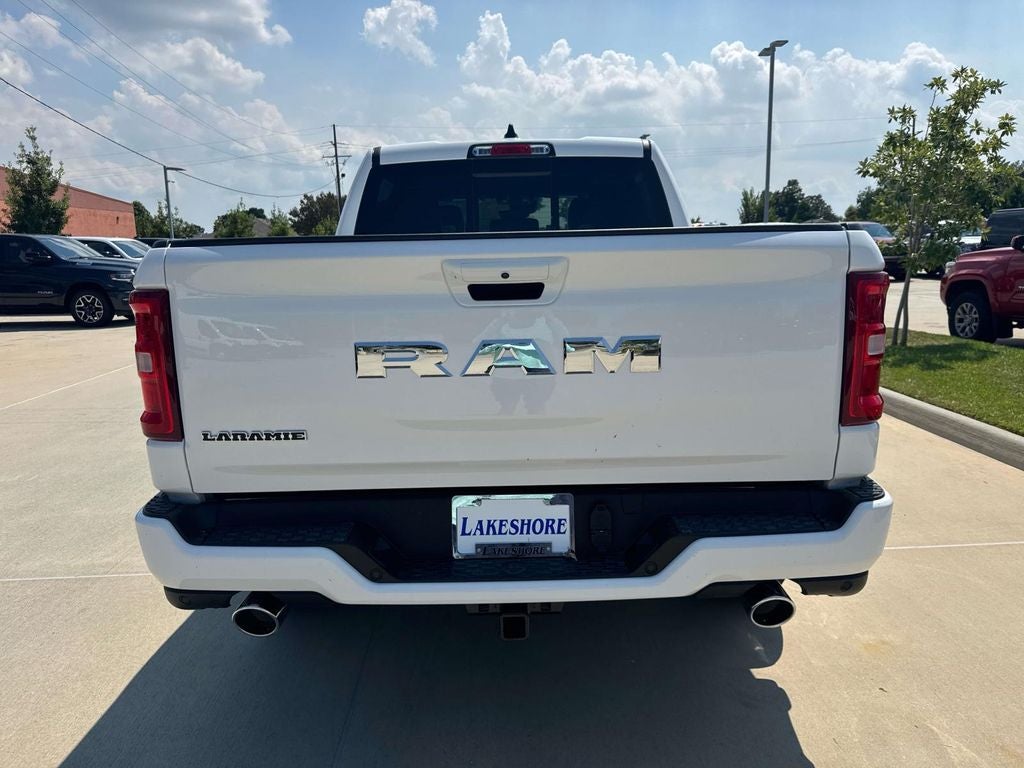 2026 RAM Ram 1500 RAM 1500 LARAMIE CREW CAB 4X2 5'7' BOX