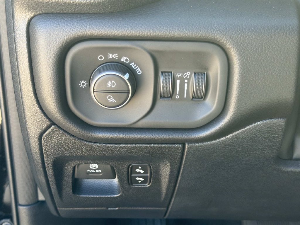 2027 RAM 1500 Laramie