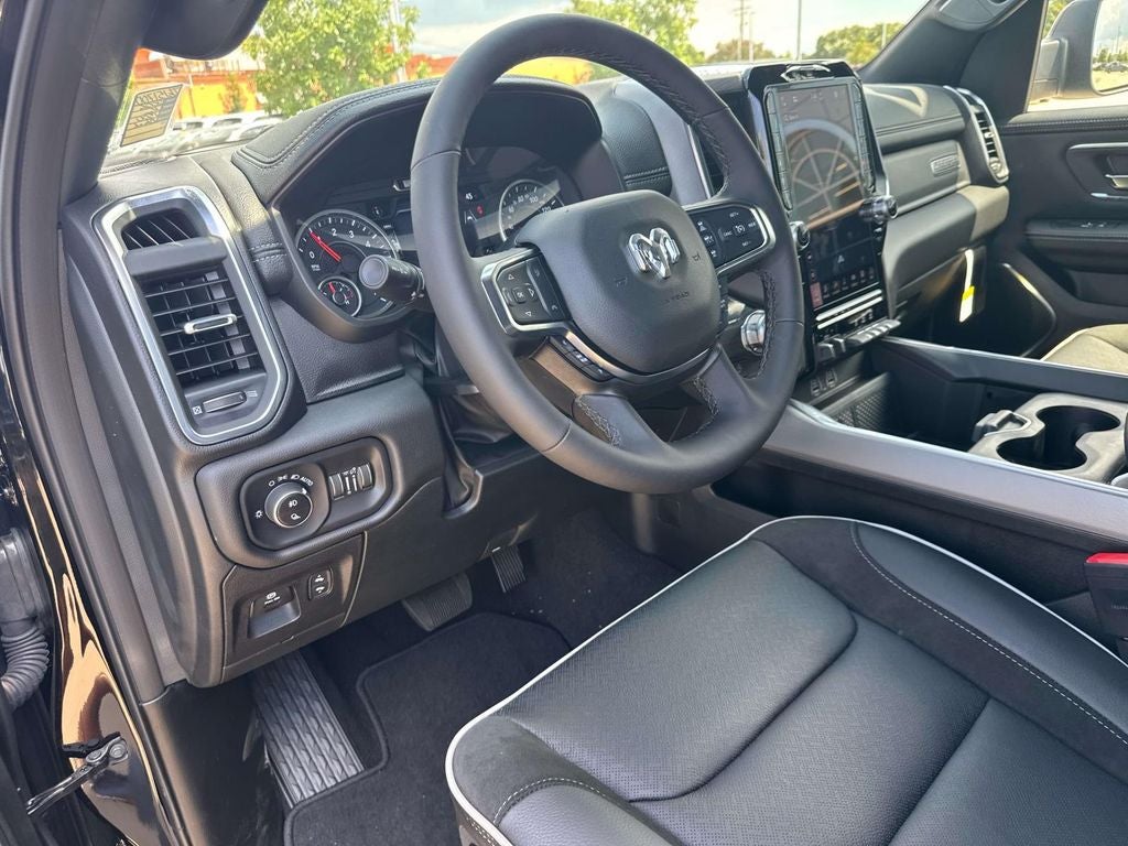 2026 RAM Ram 1500 RAM 1500 LARAMIE CREW CAB 4X2 5'7' BOX