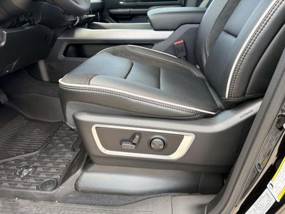 2026 RAM Ram 1500 RAM 1500 LARAMIE CREW CAB 4X2 5'7' BOX