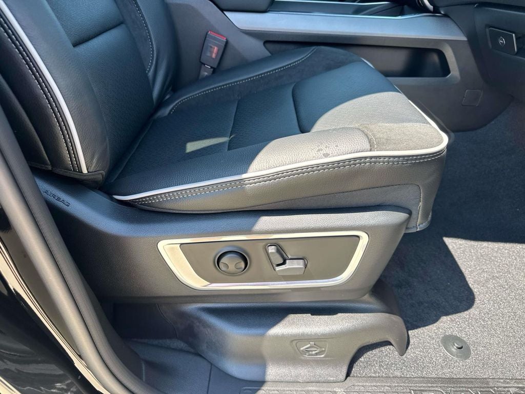 2026 RAM Ram 1500 RAM 1500 LARAMIE CREW CAB 4X2 5'7' BOX