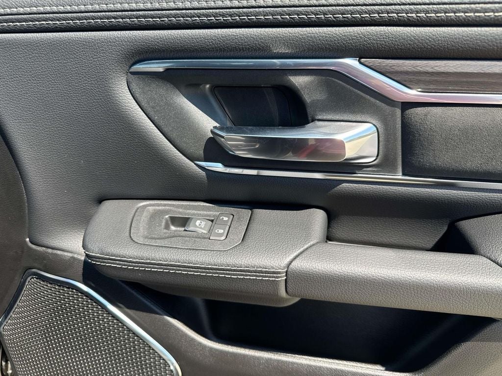 2026 RAM Ram 1500 RAM 1500 LARAMIE CREW CAB 4X2 5'7' BOX