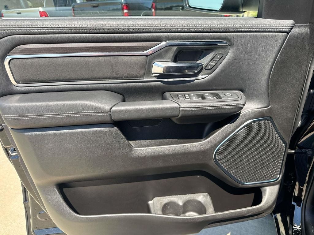 2026 RAM Ram 1500 RAM 1500 LARAMIE CREW CAB 4X2 5'7' BOX