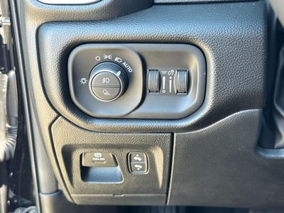 2026 RAM Ram 1500 RAM 1500 LARAMIE CREW CAB 4X2 5'7' BOX