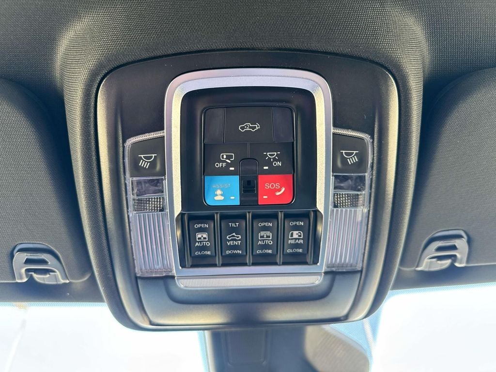 2026 RAM Ram 1500 RAM 1500 LARAMIE CREW CAB 4X2 5'7' BOX