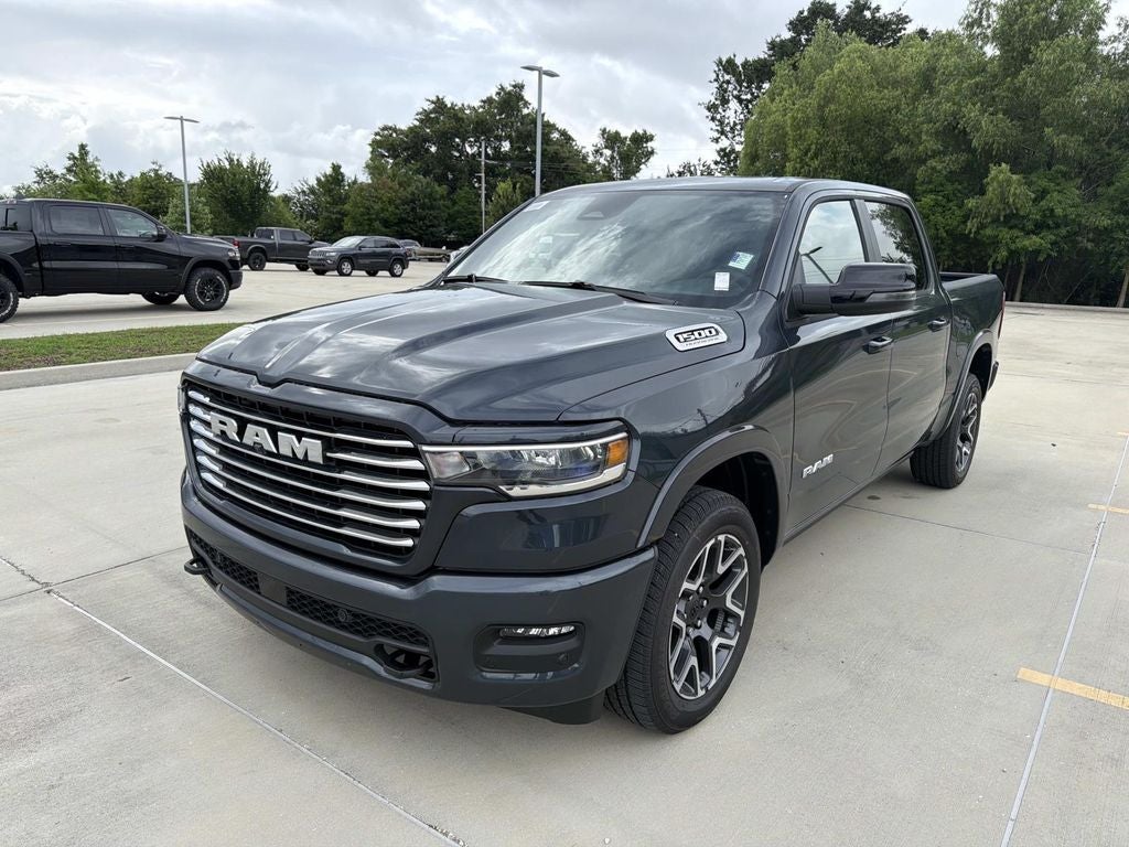 2026 RAM Ram 1500 RAM 1500 LARAMIE CREW CAB 4X2 5'7' BOX