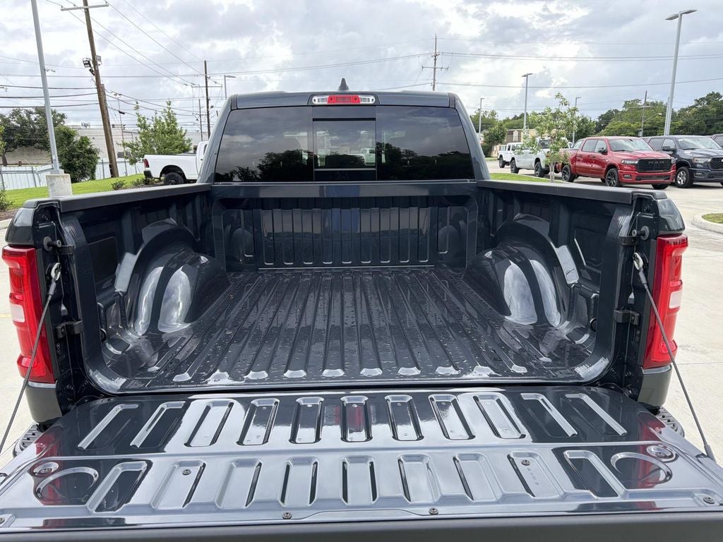 2026 RAM Ram 1500 RAM 1500 LARAMIE CREW CAB 4X2 5'7' BOX