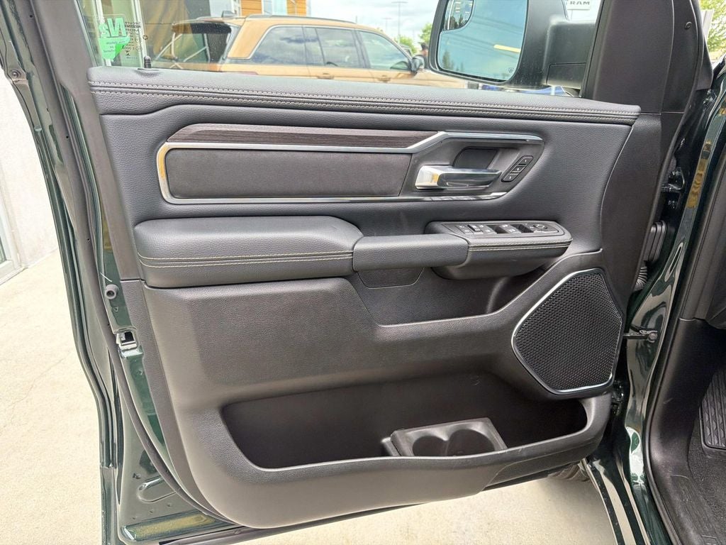 2026 RAM Ram 1500 RAM 1500 LARAMIE CREW CAB 4X2 5'7' BOX